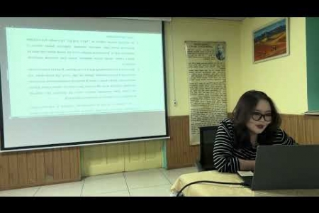 Оюутан судлаач Ц. Төгсбаатарын “1990-ээд оны монголын уран зохиол дахь хотын уран зохиолын шинж” өгүүлэлд өгсөн М.Адъяасүрэнгийн шүүмж (№13)